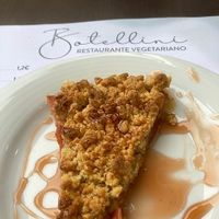 Quince Crumble dessert at Botellini in Caldas Da Rainha
