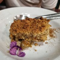 Apple crumble at Botellini in Caldas Da Rainha