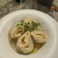 Rose di pasta ripiene molto aromatiche e bella porzione  at 53040 Ristorante Pizzeria in Cetona