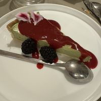 Crostata al pistacchio con coulis di lamponi!  at 53040 Ristorante Pizzeria in Cetona