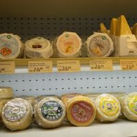 Vegan cheese at iVegan in Rome