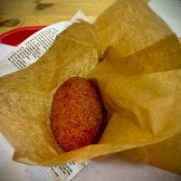 Vegan supplì, delicious, we had the classic ones (with tomato sauce and vegan mozzarella) and the parmigiana (with tomato sauce and aubergines) at iVegan in Rome