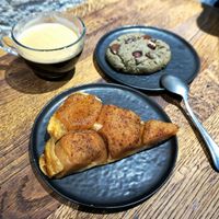 Tatin tart + Cookie at Naya Studio in Paris