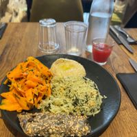 just as gorgeous and tasty as always 🫰🏾  at Naya Studio in Paris