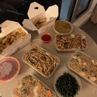 Salt + pepper chips and tofu, spring rolls, mushroom udon noods, veg udon noods, mushroom fried rice, veg fried rice, sweet and sour sauce, curry sauce and crispy seaweed 🌱 at Wawin Vegan Chinese in Leeds