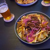 Poutine-like fries at Shromaždiště in Prague