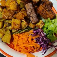 Tofu salteado! 
Maravilha 👌 at Barriguinha Verde in Arcos De Valdevez
