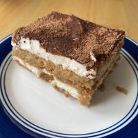 ‘Tirameowsu’ 🐱💘 My favoriteeee at Peace Love Coffee in St Charles