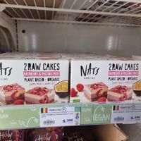 Raw cakes freezer at Färm in Leuven