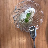Hōjicha ice cream dessert  at Naramachi Vegan Nabi in Nara
