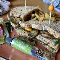 Clubsandwich met friet en vegan mayo  at Aan de Gracht in Elburg