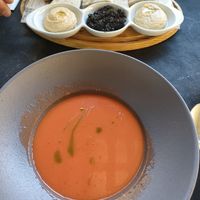 Starters: Gazpacho and Pitta bread with hummus at Bistró Heming-way in Los Alcazares