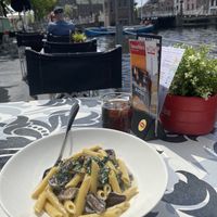 Vegan creamy pasta at Very Italian Pizza in Leiden