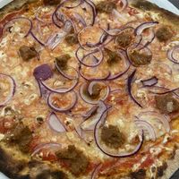 Vegan salsicca with wholegrain bottom  at Very Italian Pizza in Leiden