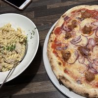The Vegan Salsiccia by Violife Pizza and Vegan Salsiccia Pasta.  at Very Italian Pizza in Leiden