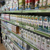 Plant milk  at Nitzat HaDuvdevan in Ramat Gan