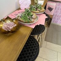 Other food optionns  at Naked Flowers in Mondsee