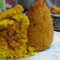 Arancini al ragù di soia at Trinacria in Samarate