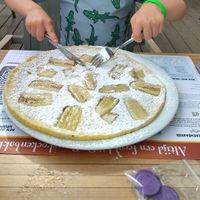 De pannenkoeken zijn echt HUGE! at De Pannekoekenbakker in Oostkapelle