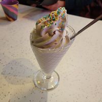 Oatly original vanilla soft serve & sprinkles at HOAX in Tampere