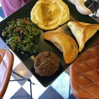 Plat végétarien  at La Maison du Knafé in Paris