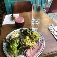 Superfood plater and purple power smoothie    at Sol Semilla in Paris