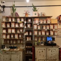 Cote boutique à gauche de l’entrée   at Sol Semilla in Paris