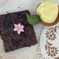 Brownie mit Vanillie-Eis  at Boat House Bar in Mallorca