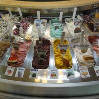 ice cream choises at Gelateria L'Orizzonte in Livorno