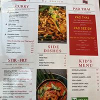 English language menu   at Yoya's Thai Kitchen in Albufeira