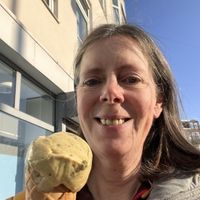 De pistachio sorbet is just awesome 😋  at Massimo Gelato - East in Amsterdam