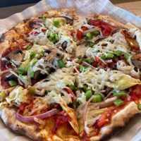 Vegetarian pizza at Mod Pizza in Forney