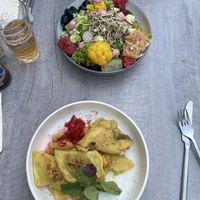 Glückstein Bowl und Kartoffelsalat mit Maultaschen  at Glückstein in Mannheim