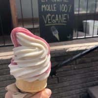 Vanilla raspberry twist at La Face Nord in Val-david