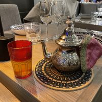 Le thé à la menthe est parfait . #Veganuary at Sham - Mont Royal in Montreal