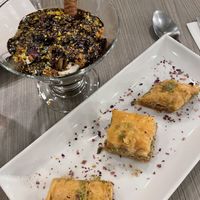 Tiramisu et baklavas #Veganuary at Sham - Mont Royal in Montreal