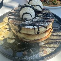 Pancakes pépites de chocolat   at Sham - Mont Royal in Montreal