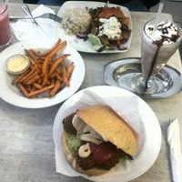 Falafel/Wöner/";milk";shake at Veganbar in Bremen