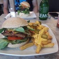 Peachburger at Veganbar in Bremen
