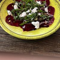 Bieren carpaccio met vegan kaas  at De Zeemeeuw in Noordwijk