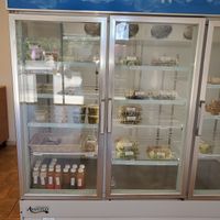 Salads and juices  at Kitchen Life in Bensenville