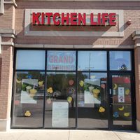 Front of store at Kitchen Life in Bensenville
