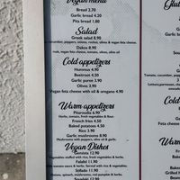 Vegan vegetarian at 3 Pigs in Rhodes