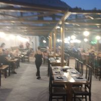 Res at 3 Pigs in Rhodes