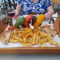 Veg souvlaki at 3 Pigs in Rhodes