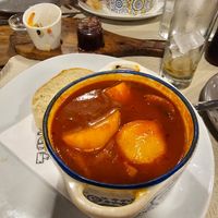 Veganes Mushroom Stifado at 3 Pigs in Rhodes