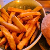 Ordinary fries at Hans Im Glück - Mercedes Platz in Berlin