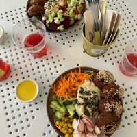 Superfood bowl and Go Green bowl at Tahina Bite in Budapest