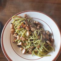 Champignon Spinach Linguini Pasta at Chez Valerie 셰 발레리 in Seoul