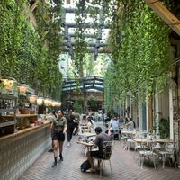 Entrance   at Mazel Tov in Budapest